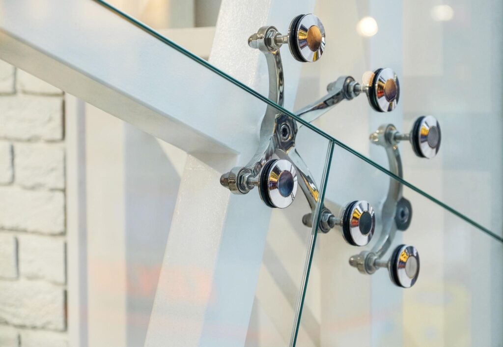 Fin Supported Spider Fitting